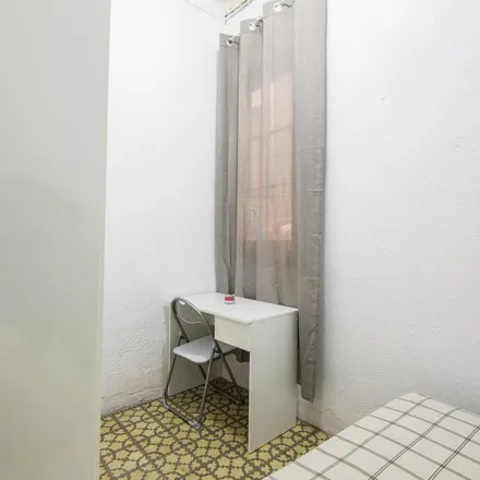 Image 2 - Carrer de Verdi, 54, 08012 Barcelona, Spain - Room for rent