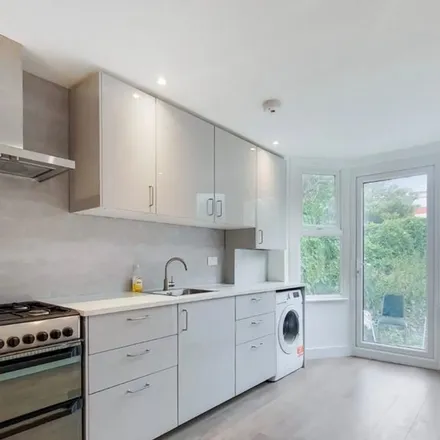 Rent this 4 bed apartment on 20 Gosterwood Street in London, SE8 5NZ