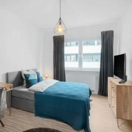 Rent this 5 bed room on Weimarstraße 19 in 70176 Stuttgart, Germany