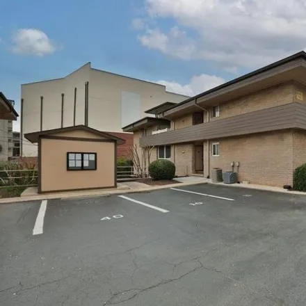 Image 2 - Building 3, Carpenter Drive Northeast, Sandy Springs, GA 30328, USA - Condo for sale