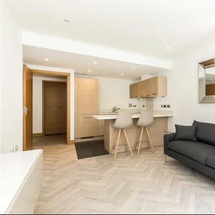 Rent this 1 bed apartment on Eustace Building in 372 Queenstown Road, London