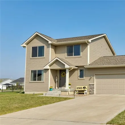 Image 2 - 220 Summit Circle Northwest, Bondurant, IA 50035, USA - House for sale