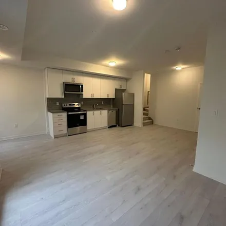 Image 3 - The Collegeway, Mississauga, ON L5L 0A2, Canada - Apartment for rent