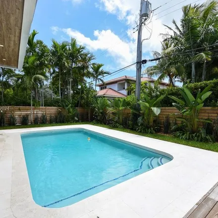 Rent this 4 bed apartment on 120 Buttonwood Drive in Key Biscayne, Miami-Dade County