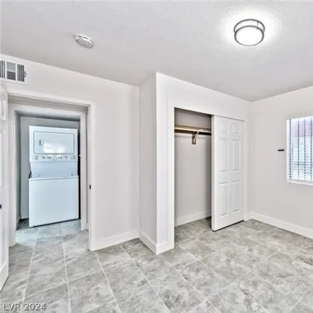 Image 9 - 3975 Visby Lane, Paradise, NV 89119, USA - House for rent
