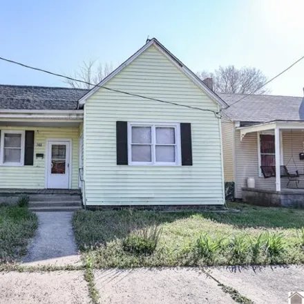 Buy this 2 bed house on 1264 Ohio Street in Paducah, KY 42003