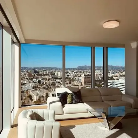 Image 2 - Metropolis Residential Tower I, Harbor Freeway, Los Angeles, CA 90017, USA - Apartment for rent