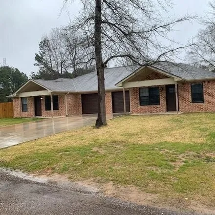 Rent this 3 bed house on 11237 County Road 219 in Tyler, TX 75707