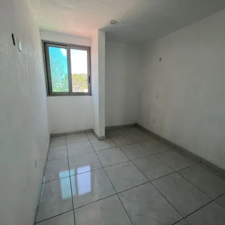 Rent this 2 bed apartment on Avenida Juárez in Vista Reina, 45406 Coyula