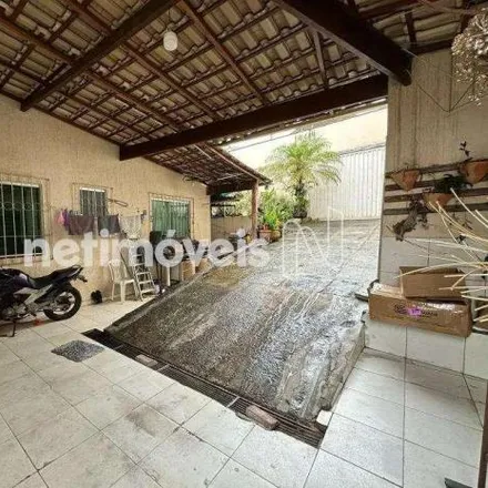 Buy this 3 bed house on Rua Coronel Newton Barbadela in Mangueiras, Belo Horizonte - MG