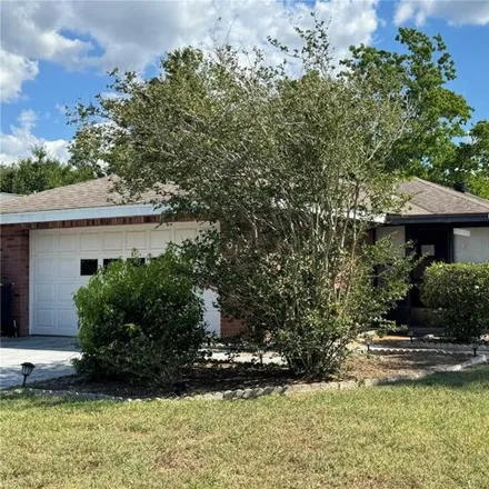 Buy this 2 bed house on 699 Turnberry Court in Polk County, FL 33884