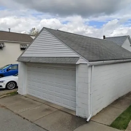 Image 3 - 26th Street, Vandergrift Heights, Vandergrift, PA 15690, USA - House for rent