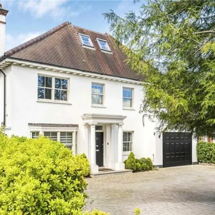 Buy this 6 bed house on Oakleigh Avenue in Barnet, London