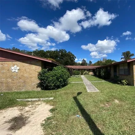 Buy this 12 bed house on 9406 Eastfield Road in Hillsborough County, FL 33592