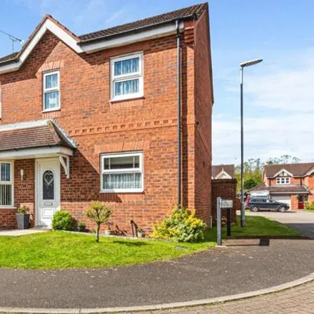 Buy this 4 bed house on Birchwood View in Gainsborough CP, DN21 1WA