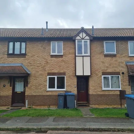 Rent this 2 bed townhouse on Aldringham Mews in Walton, IP11 2YT