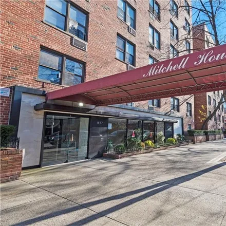 Image 2 - 1577 East 17th Street, New York, NY 11230, USA - Condo for sale