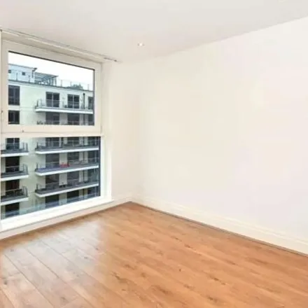 Image 4 - Fountain House, The Boulevard, London, SW6 2TQ, United Kingdom - Apartment for rent