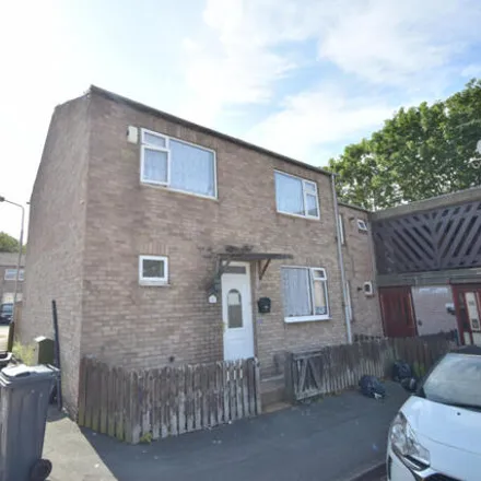 Buy this 3 bed townhouse on Mereworth Close in Leicester, LE5 0NS