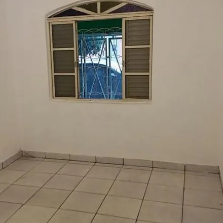 Buy this 2 bed house on Rua Bom Pastor in Centro, Poá - SP