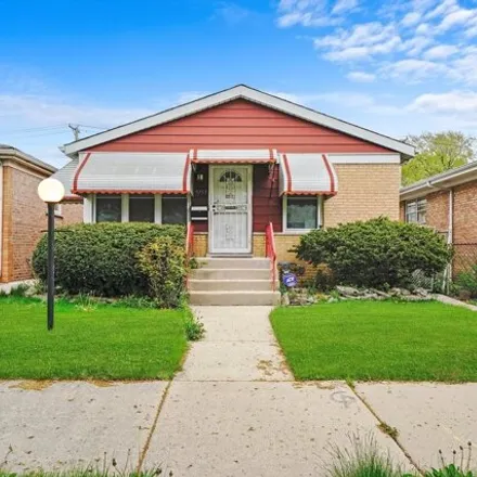 Buy this 3 bed house on 9753 South Calumet Avenue in Chicago, IL 60628