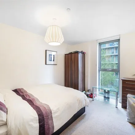 Rent this 2 bed apartment on Venice Corte in Cornmill Lane, London