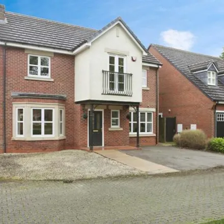 Buy this 4 bed house on unnamed road in Hinckley, LE10 2GF
