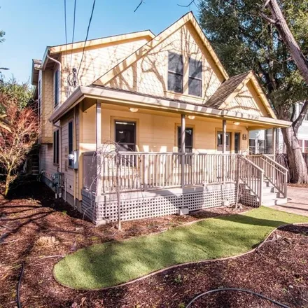 Rent this 3 bed house on 26 North Delaware Street in San Mateo, CA 94401
