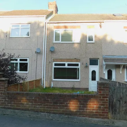Rent this 3 bed townhouse on Lillie Terrace in Trimdon Grange, TS29 6ES