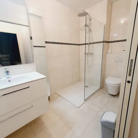 Rent this 1 bed apartment on 9 Rue du Docteur Lucas Championnière in 75013 Paris, France
