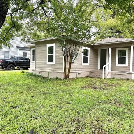 Buy this 3 bed house on 321 East Myrtle Street in Winnsboro, TX 75494