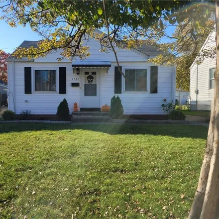 Buy this 2 bed house on 4688 West 146th Street in Cleveland, OH 44135