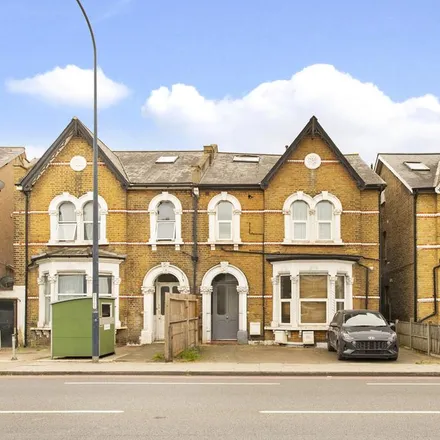 Rent this 2 bed apartment on Stanstead Road in London, SE6 4XB