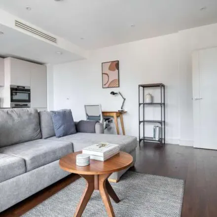 Image 2 - Hebden Place, London, SW8 5NX, United Kingdom - Apartment for rent