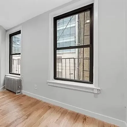 Image 3 - 570 9th Avenue, New York, NY 10036, USA - Apartment for rent