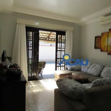 Buy this 3 bed house on Divi Lanches in Rua Divinópolis 454, Velha Central