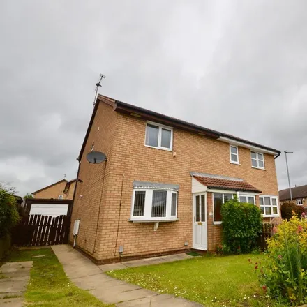 Rent this 3 bed house on Kingfisher Rise in Thorpe Hesley, S61 2TU