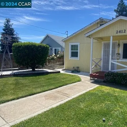 Buy this 3 bed house on 2422 Martinez Avenue in Martinez, CA 94553