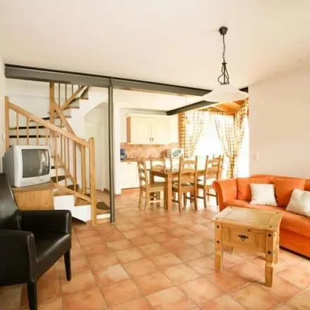 Rent this 3 bed townhouse on 38855 Wernigerode