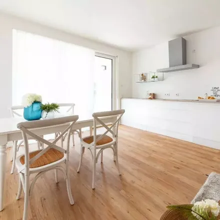 Rent this 2 bed apartment on Louise-Straus-Straße 45 in 50321 Brühl, Germany