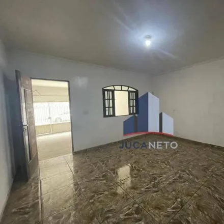 Rent this 3 bed house on Rua E in Jardim Paranavaí, Mauá - SP