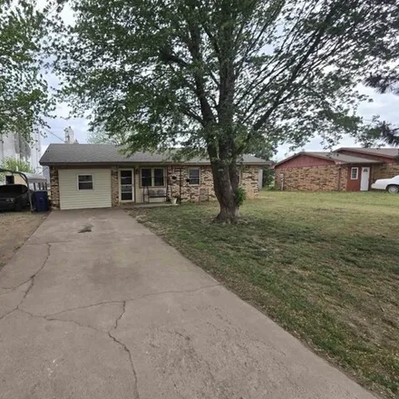 Buy this 4 bed house on 321 1st Street in Kremlin, Garfield County