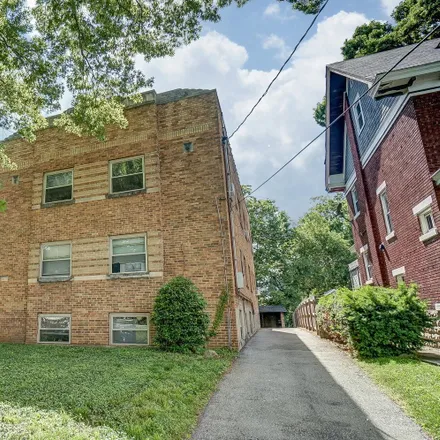 Rent this 1 bed apartment on Hyde Park Business District in 3653 Shaw Avenue, Cincinnati
