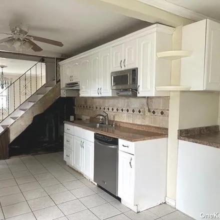 Image 2 - 14 Lily Ln, Levittown, New York, 11756 - House for sale