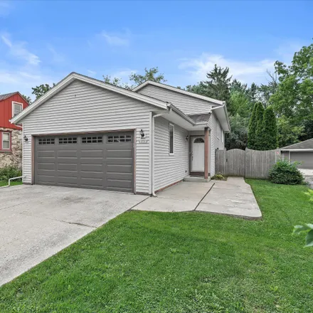 Image 1 - 13711 West Prospect Drive, New Berlin, WI 53151, USA - House for sale