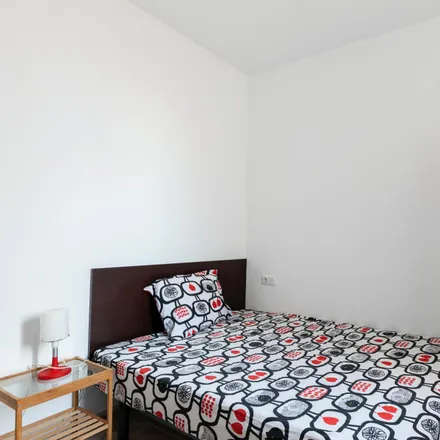 Rent this 2 bed room on Gran Via de les Corts Catalanes in 317, 08001 Barcelona