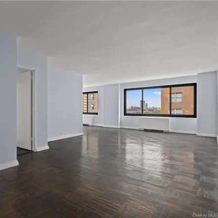 Buy this studio apartment on 10 E End Ave Apt 7j in New York, 10075