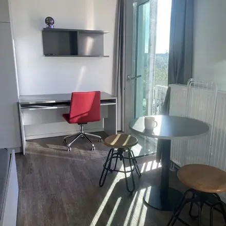 Rent this 1 bed apartment on Engelbosteler Damm in Am Kläperberg 3, 30167 Hanover