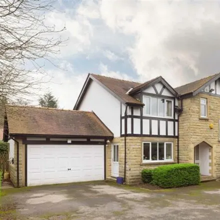 Buy this 4 bed house on Park Avenue in Leeds, LS8 2BL