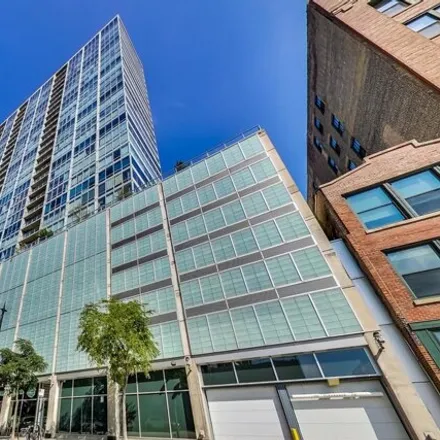 Buy this 2 bed condo on Wells Street Tower in 701 South Wells Street, Chicago
